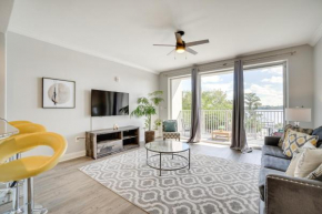 1 Mi to Disney World Lakefront Condo in Orlando!